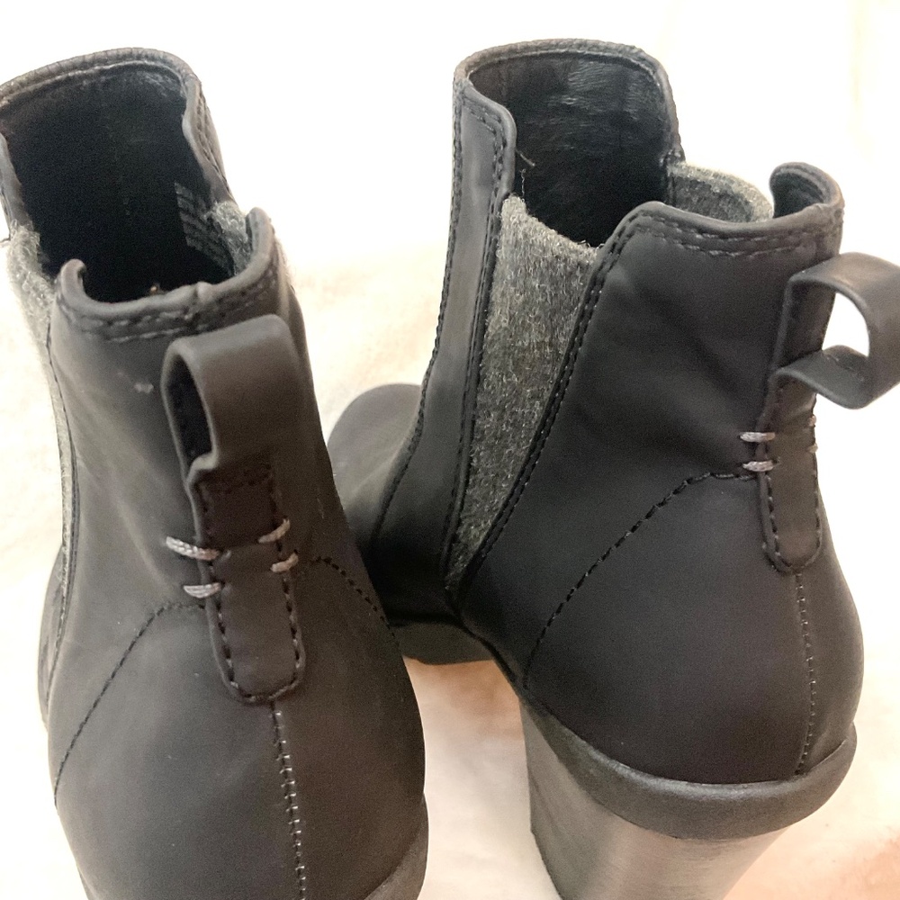 BLACK BARE TRAPS DASHA SLIP ON COMFORT POSTURE PLUS CHELSEA ANKLE BOOT SZ 10 - Picture 9 of 12